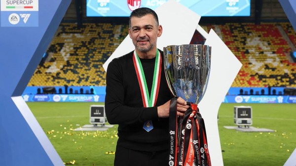 10 strategi brilian Sergio Conceicao yang membawa AC Milan menjuarai Piala Super Italia 2024 - **Kerja Sama Efektif**