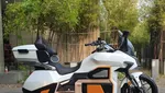 Potret Motor Listrik Buatan China yang Mirip Honda Goldwing
