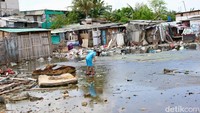 Diberitakan Antara, Senin (6/1), tingkat kemiskinan pada 2023 yang berada di angka 9,36 persen berhasil turun menjadi 9,03 persen pada 2024. Hal ini diikuti tingkat kemiskinan ekstrem yang juga menurun dari 1,12 persen menjadi 0,83 persen.