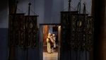 Umat Kristen Orthodoks Rayakan Natal di Betlehem