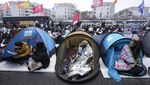 Warga Korsel Demo Saat Badai Salju, Pro-Kontra Penangkapan Presiden