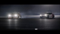 Akio Toyoda yang punya jiwa balap juga memperkenalkan mobil yang bisa nge-drift secara autonomous. Foto: Toyota
