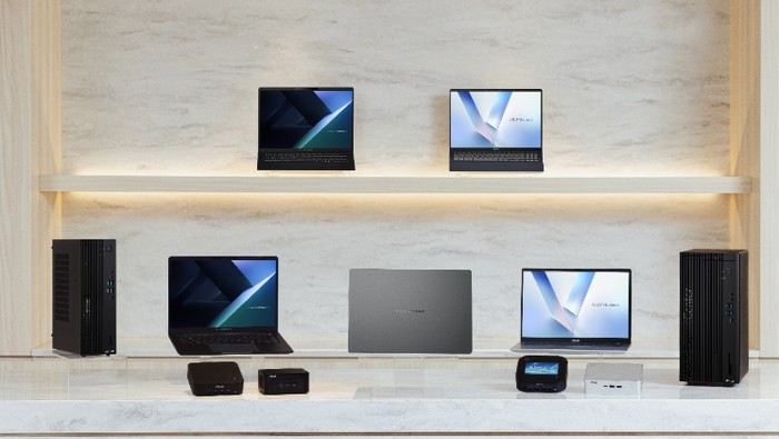 Laptop baru Asus yang ada di CES 2025.