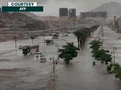 Banjir Besar di Makkah, Madinah, dan Jeddah Akibat Curah Hujan Ekstrem