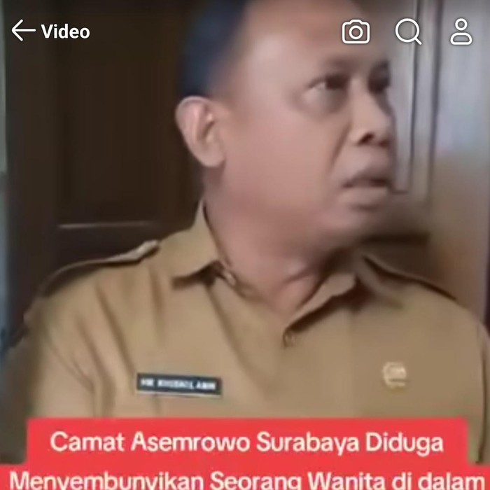Camat Asemrowo Surabaya saat digeruduk sekelompok orang