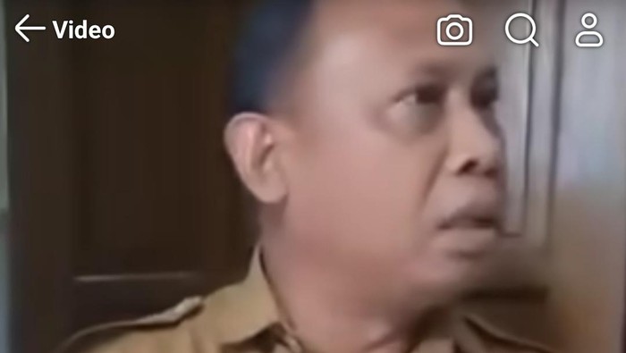 Camat Asemrowo Surabaya saat digeruduk sekelompok orang