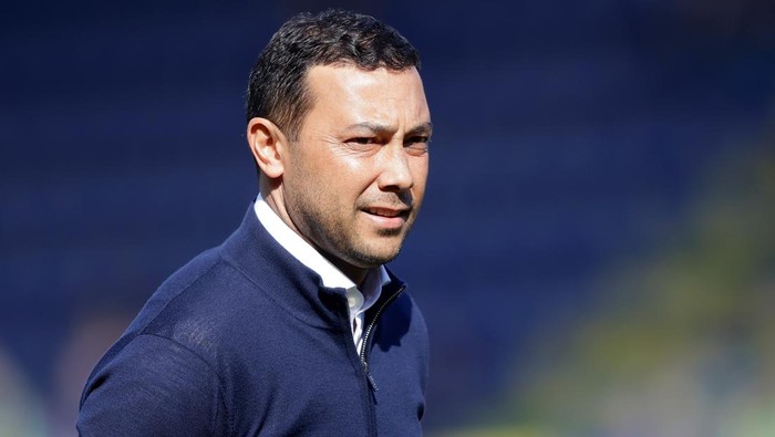SITTARD, NETHERLANDS - MARCH 13: Coach Denny Landzaat of Willem II  during the Dutch Eredivisie  match between Fortuna Sittard v Willem II at the Fortuna Sittard Stadium on March 13, 2022 in Sittard Netherlands (Photo by Angelo Blankespoor/Soccrates/Getty Images)