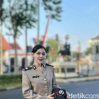 Wanita kelahiran 24 Juni 1997 ini berasal dari Bengkulu. Saat ini bertugas di Surabaya, Jawa Timur. Foto: Dok. Instagram @kinen_bhy.