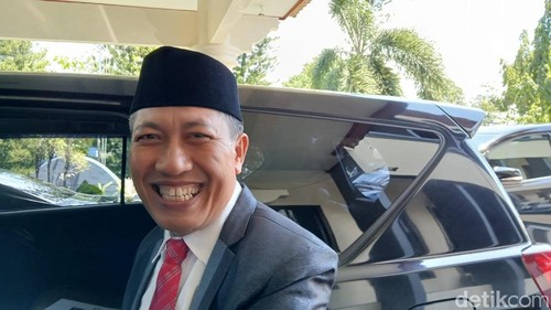 Kepala Dinas Pemuda dan Olahraga NTB Tri Budiprayitno. (Foto: Ahmad Viqi/detikBali)