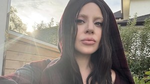 Dalam dokumenter Gaga: Five Foot Two, ia juga terbuka soal fibromyalgia yang membuatnya mengalami nyeri hebat dan kelelahan. Foto: dok. Instagram @ladygaga