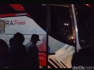 Bus Pariwisata Tabrak Mobil-Motor di Kota Batu,  4 Orang Dilaporkan Tewas