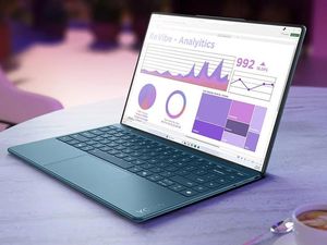 Lenovo Yoga Slim 9i, Laptop Pertama Kamera Bawah Layar