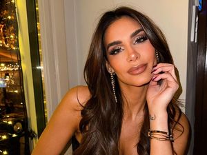 8 Foto Miss Universe Argentina yang Dicopot Gelarnya karena Mengkritik Juri