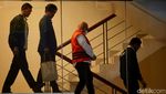 Potret Mantan Dirut Taspen Ditahan KPK Terkait Investasi Fiktif