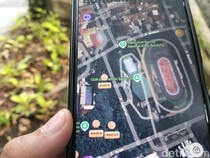 Tren Berburu Koin Bikin Gibran Ubek-ubek Taman Maluku Seharian