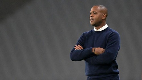 ISTANBUL - Yukatel Adana Demirspor AS coach Patrick Kluivert during the Turkish Super Lig match between Fatih Karagumruk SK and Adana Demirspor at Ataturk Olimpiyat Stadium on October 23, 2023 in Istanbul, Turkey. ANP | Hollandse Hoogte | GERRIT VAN COLOGNE (Photo by ANP via Getty Images)