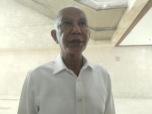 PDIP Jawab Jokowi soal Kepala Daerah Harus Ikut Retret: Bukan Urusan Orang Luar
