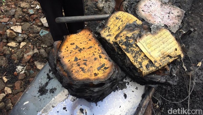 Santri Ponpes DDI Patobong meninggal dalam kebakaran dalam kondisi memeluk Al-Quran.