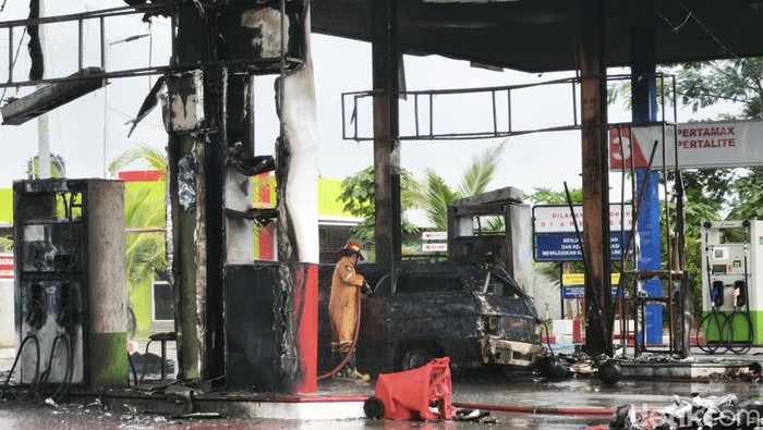 SPBU Cuplik Kelurahan Bulakan, Kecamatan/kabupaten Sukoharjo terbakar, Rabu (8/1/2025).