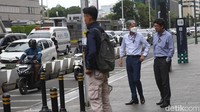 Perubahan itu merujuk pada Peraturan Pemerintah (PP) Nomor 45 Tahun 2015 tentang Penyelenggaraan Program Jaminan Pensiun. Di dalamnya tertulis bahwa usia pensiun bertambah 1 tahun setiap 3 tahun berikutnya, dari 2019 yang awalnya 57 tahun.