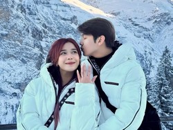 7 Foto Brisia Jodie Dilamar Jonathan Alden di Swiss, Romantis di Tengah Salju