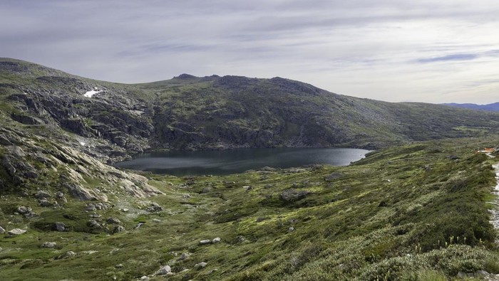Danau dan Gunung di Taman Nasional Kosciuszko, Australia