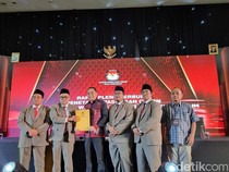 Eri-Armuji Resmi Ditetapkan Jadi Wali Kota Surabaya Terpilih