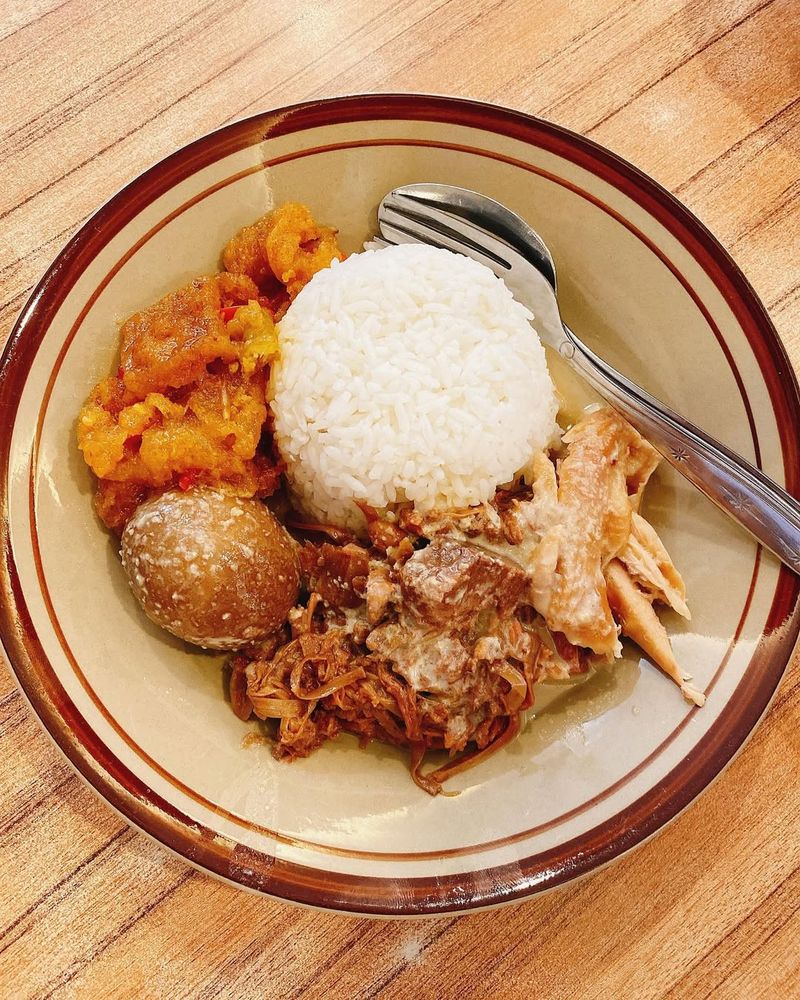 Gudeg Adem Ayem Jakarta.