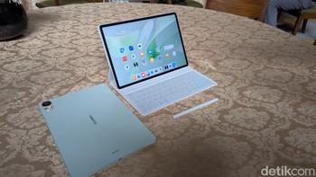 Tingkat kecerahan layar MatePad 12 X hingga 1.000 nits. Layarnya menggunakan teknologi display PaperMatte sehingga bisa mengurangi pantulan dan gangguan cahaya. Foto: Virgina Maulita Putri/detikINET