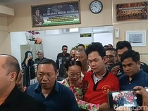 Pecah Tangis Agus Difabel Usai Ditahan di Kasus Pelecehan Seksual