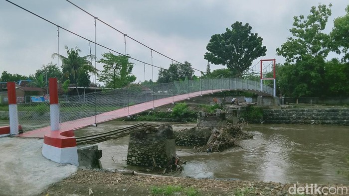 Jembatan gantung Modran, Klaten. Foto diambil Kamis (9/1/2025).