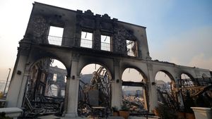 Kebakaran Hutan Hancurkan Kawasan Elite Pacific Palisades di California