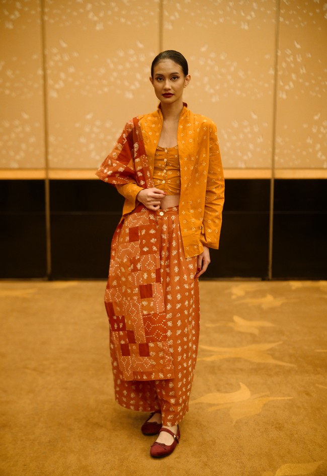 Fashion show terbaru Sejauh Mata Memandang meluncurkan koleksi Imlek dengan mengangkat tema Aruna di Orient8, Hotel Mulia, Rabu [8/1/2025]. Foto: Dok. Sejauh Mata Memandang.
