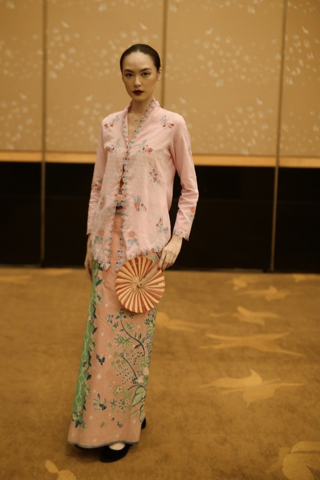 Fashion show terbaru Sejauh Mata Memandang meluncurkan koleksi Imlek dengan mengangkat tema Aruna di Orient8, Hotel Mulia, Rabu [8/1/2025]. Foto: Dok. Sejauh Mata Memandang.