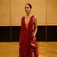 Fashion show terbaru Sejauh Mata Memandang meluncurkan koleksi Imlek dengan mengangkat tema Aruna di Orient8, Hotel Mulia, Rabu [8/1/2025]. Foto: Dok. Sejauh Mata Memandang.