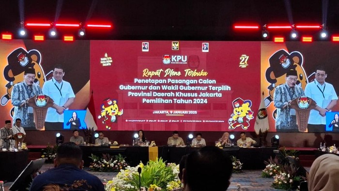 KPU Jakarta resmi menetapkan Pramono Anung dan Rano Karno sebagai gubernur dan wakil gubernur terpilih periode 2025-2030 di Hotel Pullman, Jakarta Barat, Kamis (9/1/2025)..