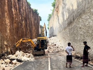 Setelah Hasil Cek Tebing Tim Ahli Keluar, Tanah Barak Bakal Ditata