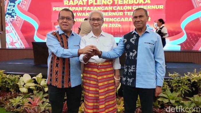 Melki-Jhoni foto bersama Ketua DPRD NTT Emilia Nomleni setelah penetapan Gubernur dan Wakil Gubernur NTT periode 2025-2030.