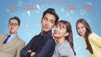 Ariel Tatum kembali menunjukkan kemampuan aktingnya dalam film re-make dari drama Korea berjudul A Business Proposal. Dalam film ini, wanita itu beradu akting dengan Abidzar Al-Ghifari. Foto: Instagram @arieltatum