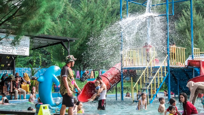 Pemandian Pancaripis Hotspring, pilihan wisata air di Tegal