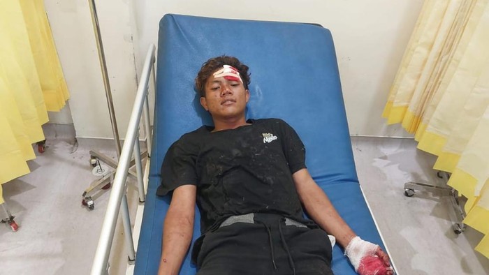 Kondisi MR, pemuda yang dibacok tetangganya, R setelah dilarikan ke rumah sakit