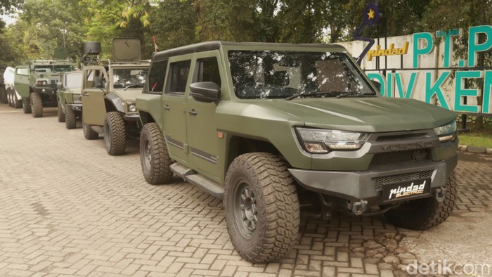 Penampakan Mobil Maung yang diproduksi PT Pindad.
