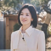 Saat mengalami kesulitan, mantan istri Song Joong Ki itu percaya bahwa, “Kita harus tahu cara mencintai diri kita sendiri.” Foto: dok. tvN