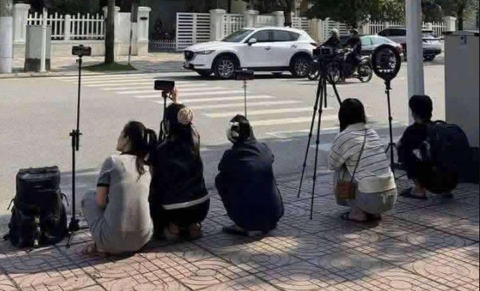 Perekam pelanggar lalu lintas di Vietnam.