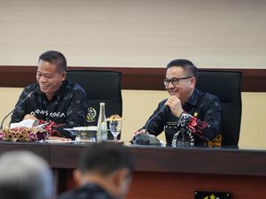 Pj Gubernur Sulsel Fadjry Djufry Komitmen Perhatikan Kesejahteraan Pegawai