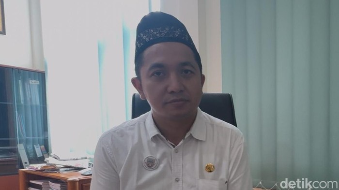 Plt Dirut RSUD dr R Soetrasno Rembang dr Samsul Anwar saat ditemui detikJateng di kantornya, Jalan Pahlawan, Rembang, Kamis (9/1/2025).