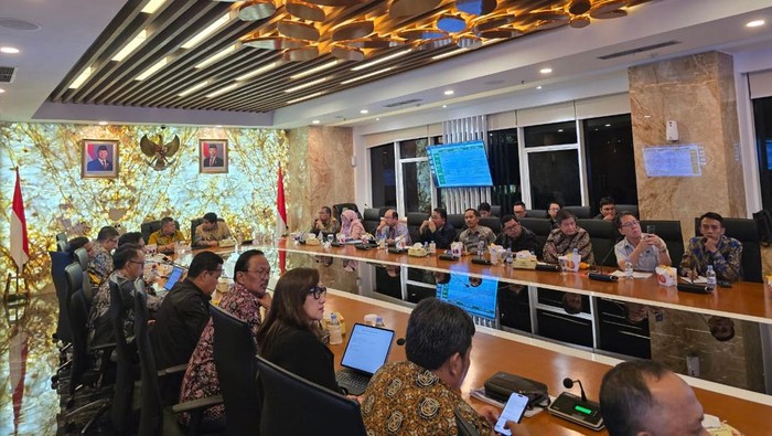 Rapat Penyiapan Legalitas Perubahan Proporsi KPR FLPP Kementerian Perumahan dan Kawasan Permukiman bersama Kepala Badan Pengawasan Keuangan dan Pembangunan