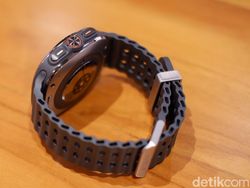 Unboxing Samsung Galaxy Watch Ultra, Smartwatch Gahar Harga Rp 9 Juta
