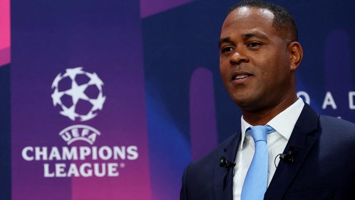 FILE PHOTO: Soccer Football - Champions League - Quarter-Final and Semi-Final draw - Nyon, Switzerland - March 17, 2023 Patrick Kluivert during the draw REUTERS/Denis Balibouse/File Photo