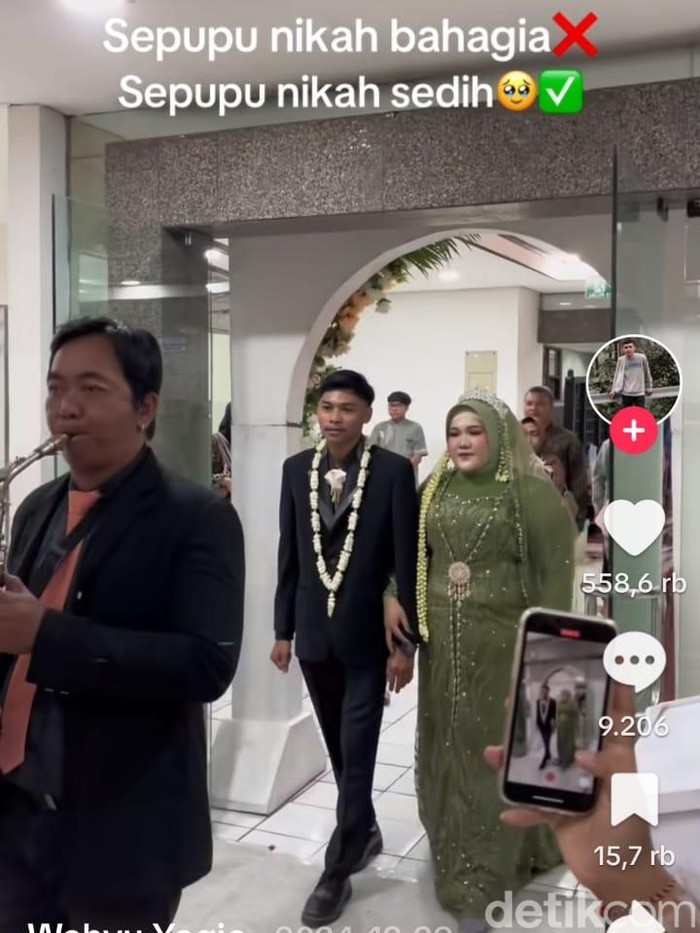 Tangkapan layar video dan foto pernikahan viral mempelai pria digantikan sepupu.
